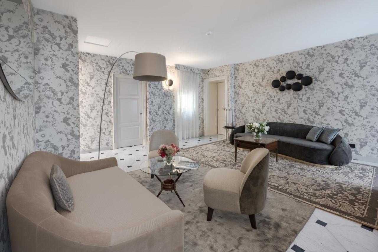 - Palazzo Signoria Luxury